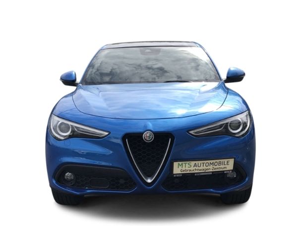 Alfa Romeo Stelvio 2.2 Q4 Super 132 kW image number 3