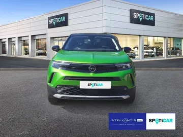 Car image 4