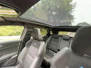 Car image 38