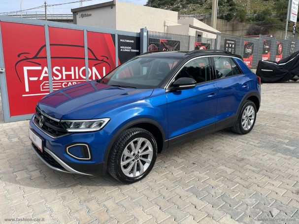 Volkswagen T-Roc 1.0 TSI T-Roc 81 kW image number 1