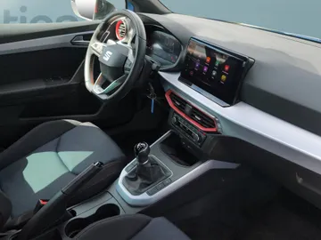 Car image 21