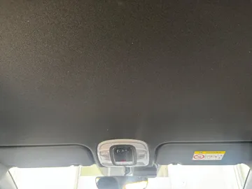 Car image 35