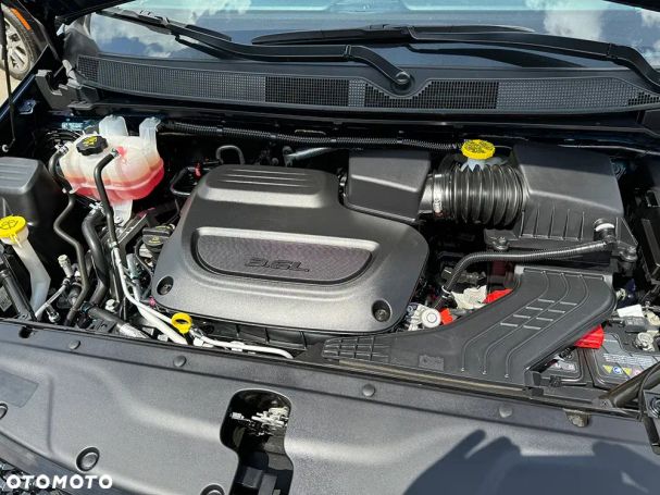 Chrysler Pacifica 208 kW image number 7