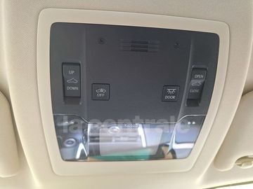 Car image 38