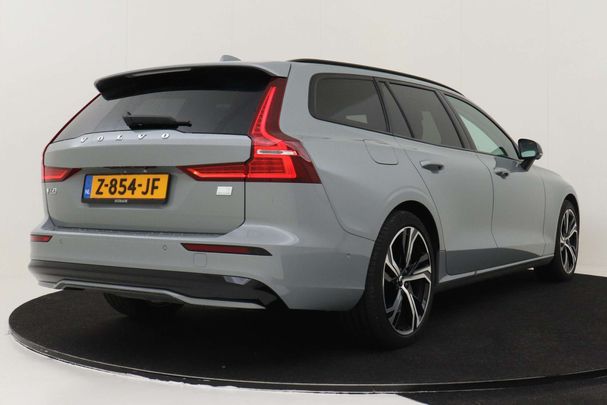 Volvo V60 T6 Recharge AWD 257 kW image number 2