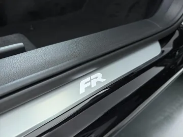 Car image 39