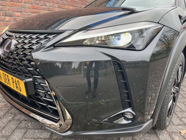 Lexus UX 250h 135 kW image number 6