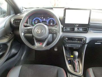 Car image 21