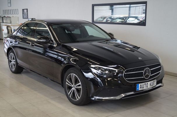 Mercedes-Benz E 220 147 kW image number 3