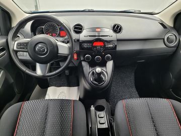 Car image 13