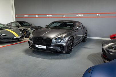Car image 25