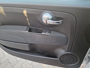 Car image 26