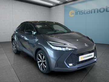 Car image 2