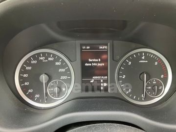 Car image 33