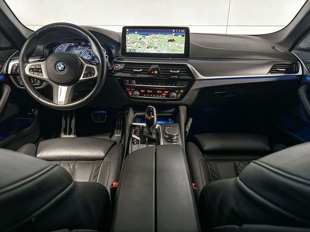 BMW 530 e 215 kW image number 11