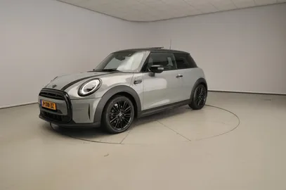 Car image 38