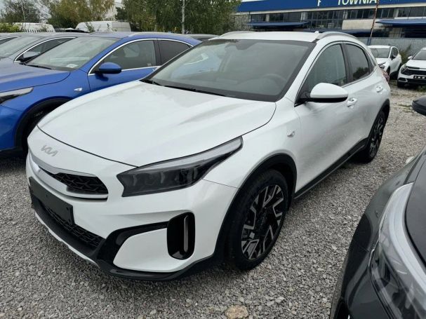 Kia XCeed 1.5 T-GDI 103 kW image number 1