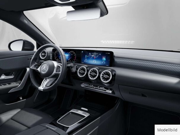 Mercedes-Benz CLA 180 100 kW image number 9