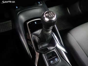 Car image 30