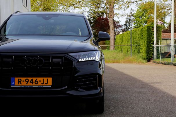 Audi Q7 55 TFSIe quattro S-Line 280 kW image number 29