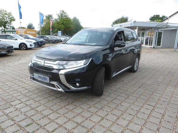 Mitsubishi Outlander Basis Spirit 4WD 165 kW image number 1