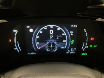 Car image 28