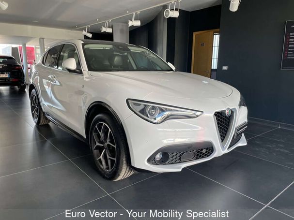 Alfa Romeo Stelvio 2.2 Diesel AT8 Q4 154 kW image number 2