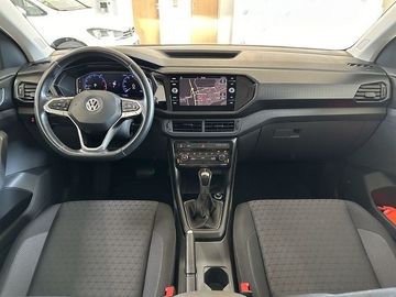 Car image 15