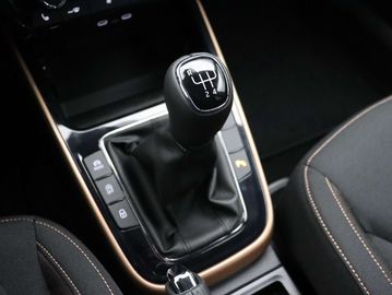 Car image 38