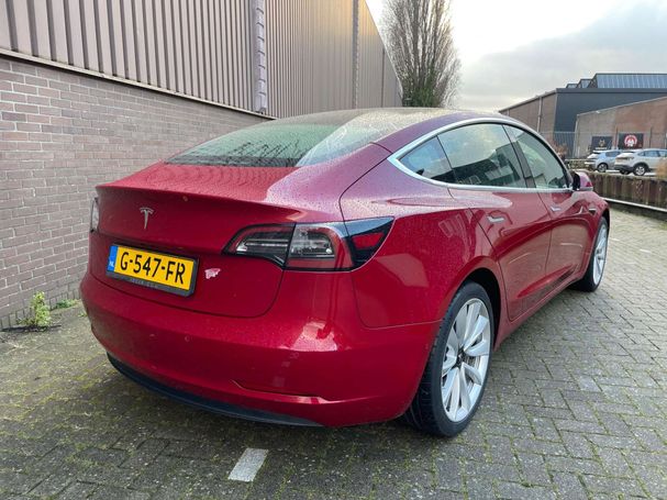 Tesla Model 3 60 Plus 175 kW image number 3