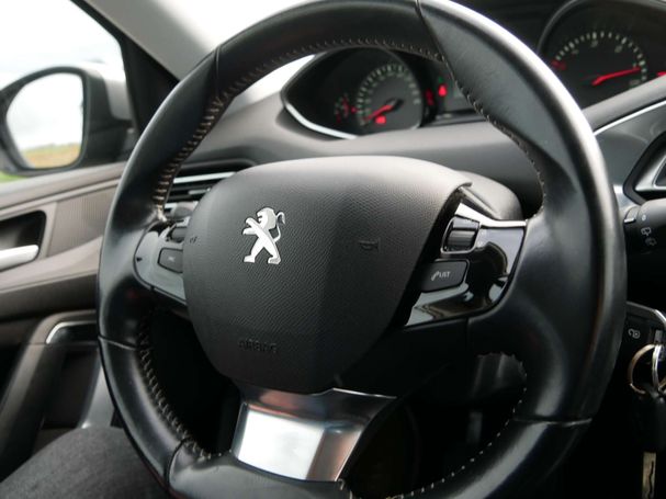 Peugeot 308 1.5 BlueHDi 96 kW image number 16