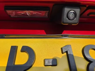 Car image 29