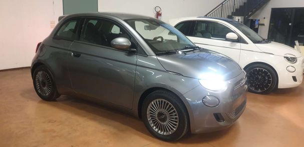 Fiat 500 e 70 kW image number 3