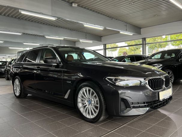 BMW 530 Touring xDrive 215 kW image number 2