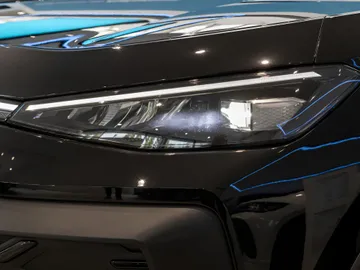 Car image 26