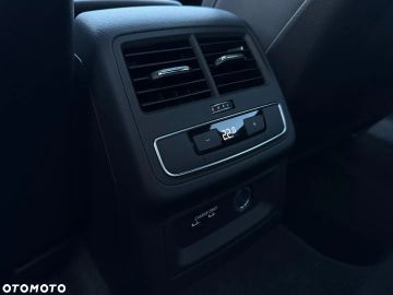 Car image 38