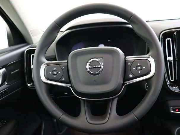 Volvo XC40 B3 Plus Dark 120 kW image number 15