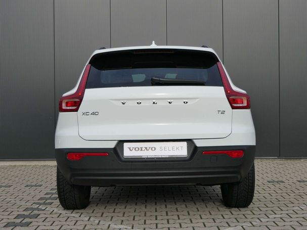 Volvo XC40 T2 95 kW image number 10