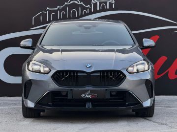 Car image 30