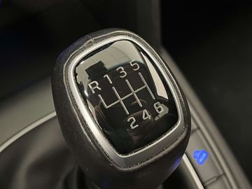 Car image 33