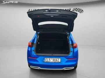 Car image 31