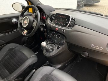 Car image 14