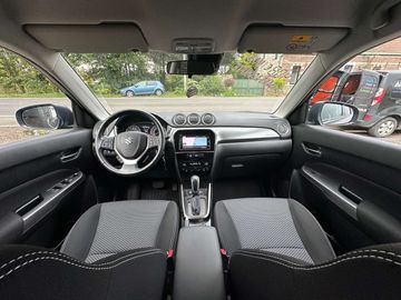 Car image 15