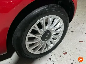 Car image 23