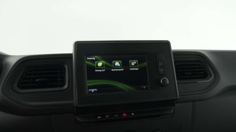 Car image 47