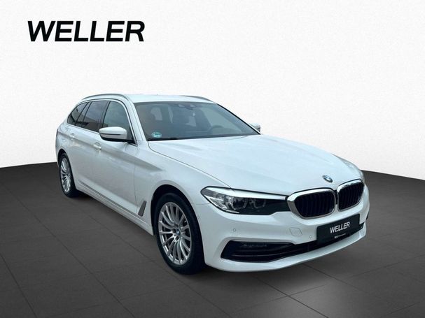 BMW 520d Touring xDrive Sport Line 140 kW image number 3