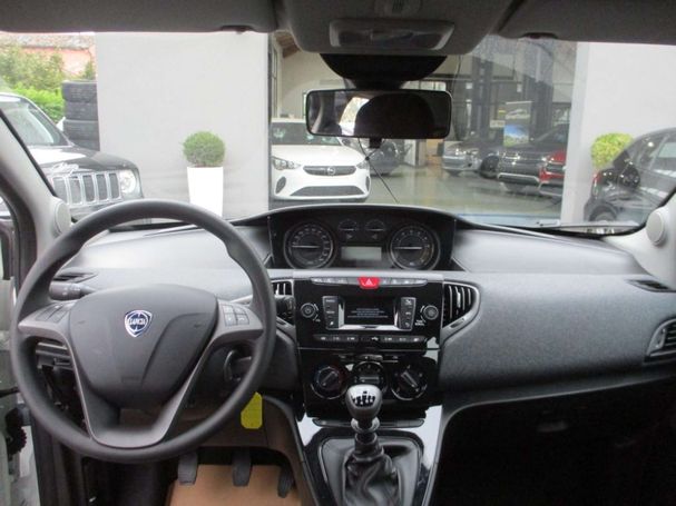 Lancia Ypsilon 51 kW image number 7