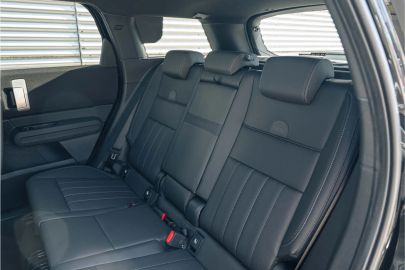 Car image 41