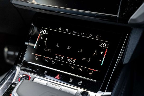 Audi SQ8 quattro e-tron 370 kW image number 37