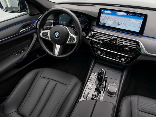 BMW 520d Touring 140 kW image number 25